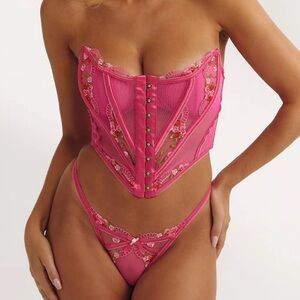 Lounge - Camellia Corset Set (never worn)